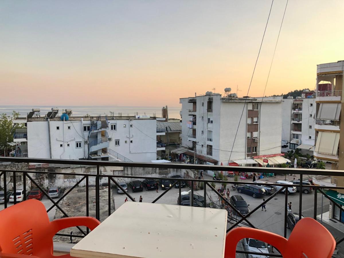 Center Hotel Pirro Himarë Exterior foto